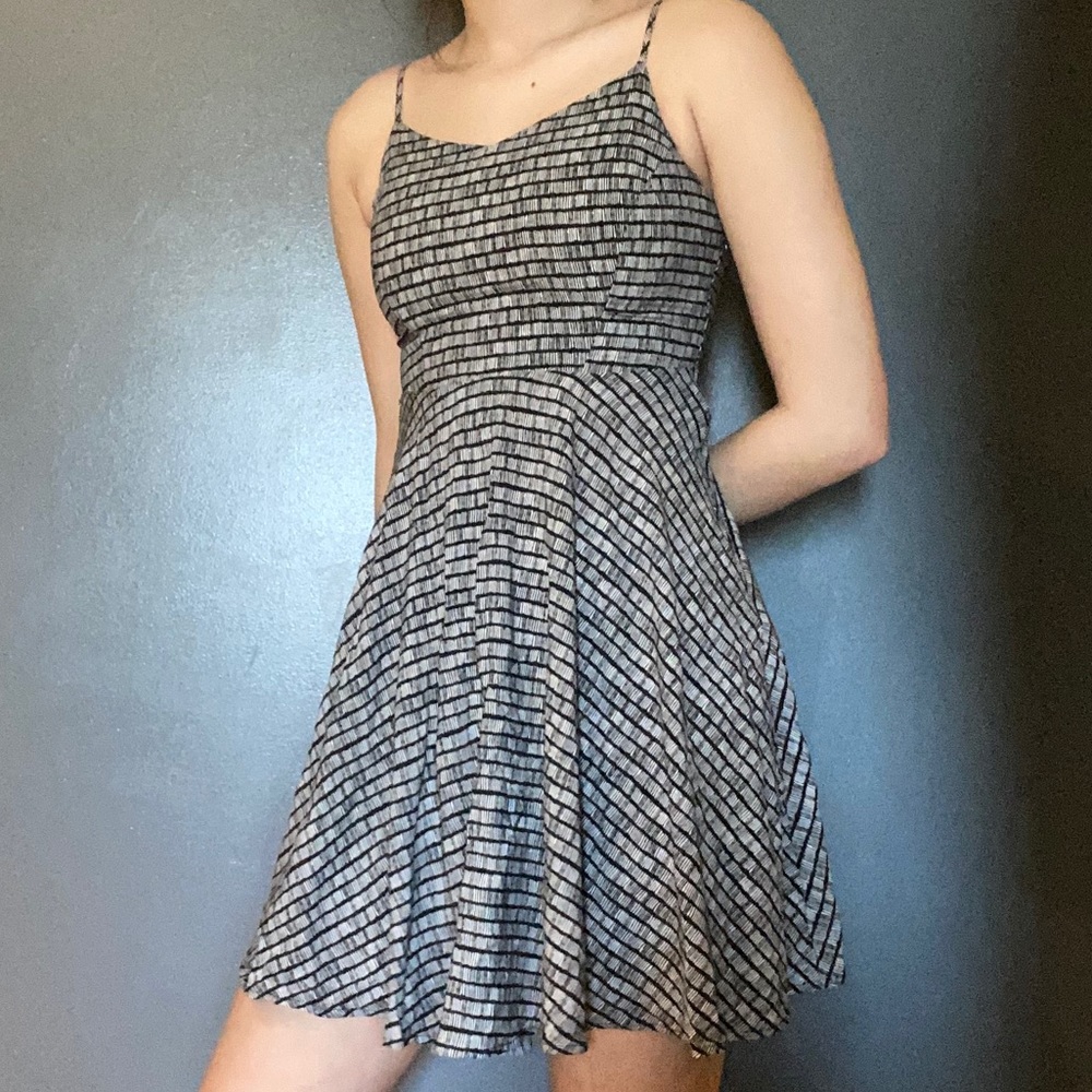 summer dress - Picture 3 of 3